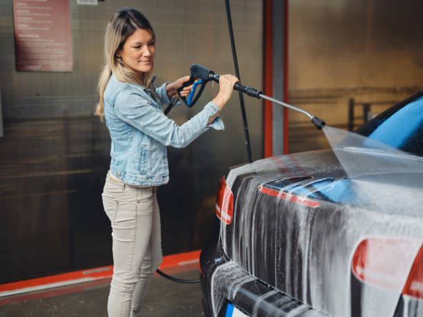 Best Commercial Pressure Washing  in Beaver Falls, PA